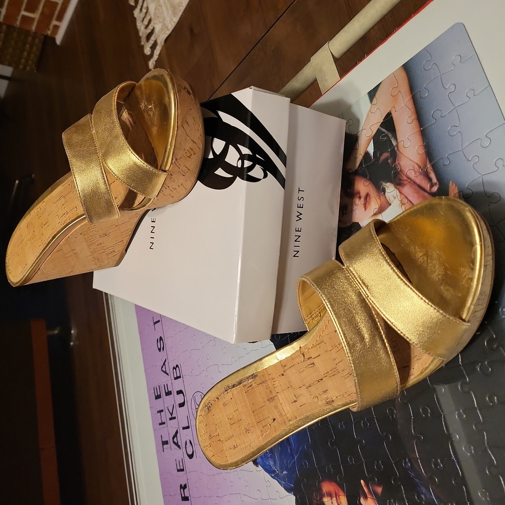 Womens shoes